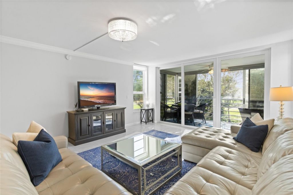 821 Cypress Boulevard, Unit 304, Pompano Beach, FL 33069 Photo