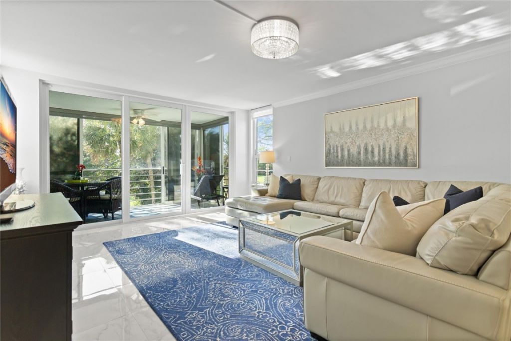 821 Cypress Boulevard, Unit 304, Pompano Beach, FL 33069 Photo