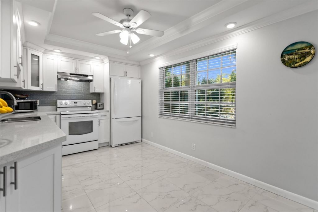 821 Cypress Boulevard, Unit 304, Pompano Beach, FL 33069 Photo