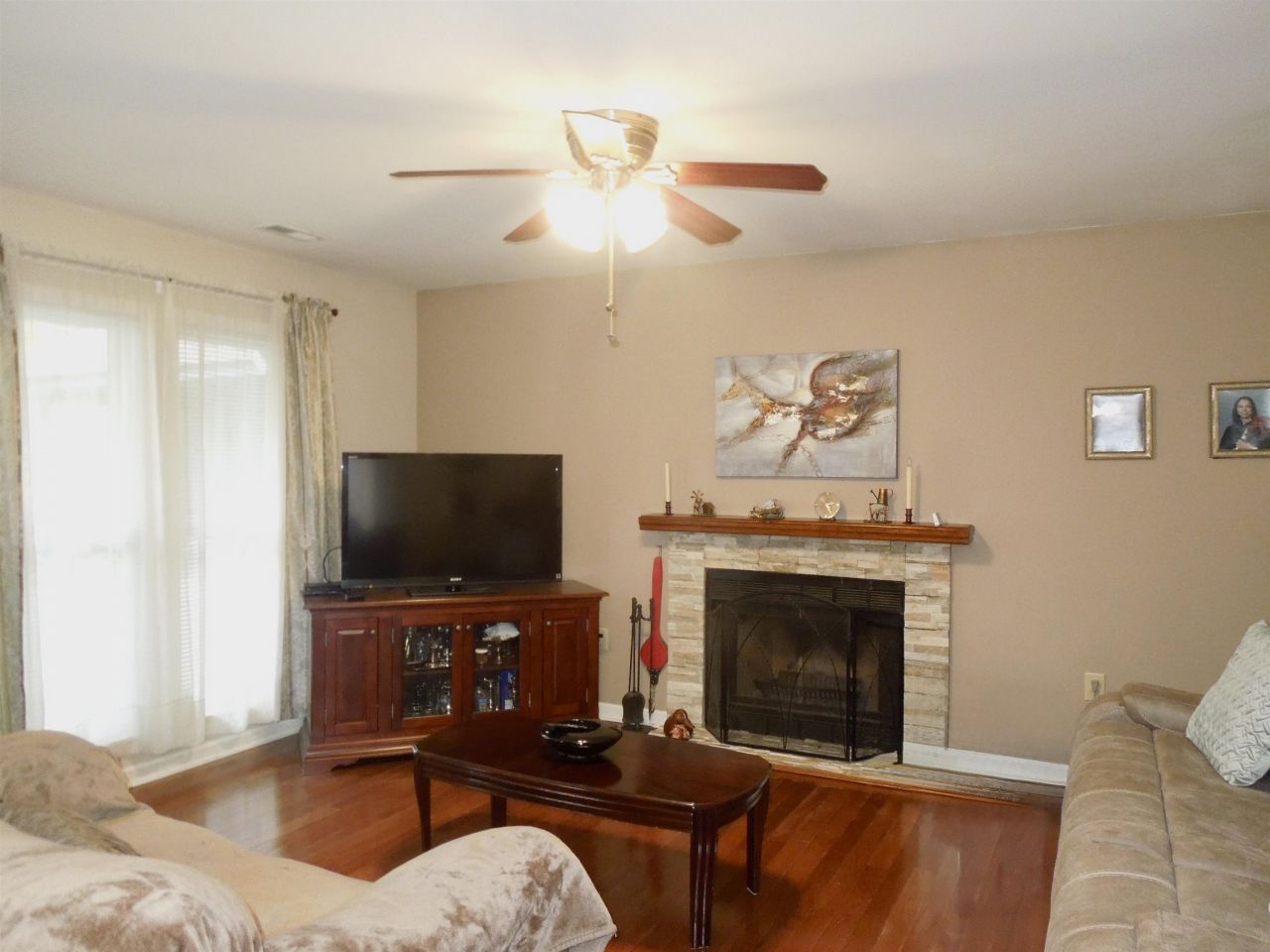 815 Willow Trace Photo 4