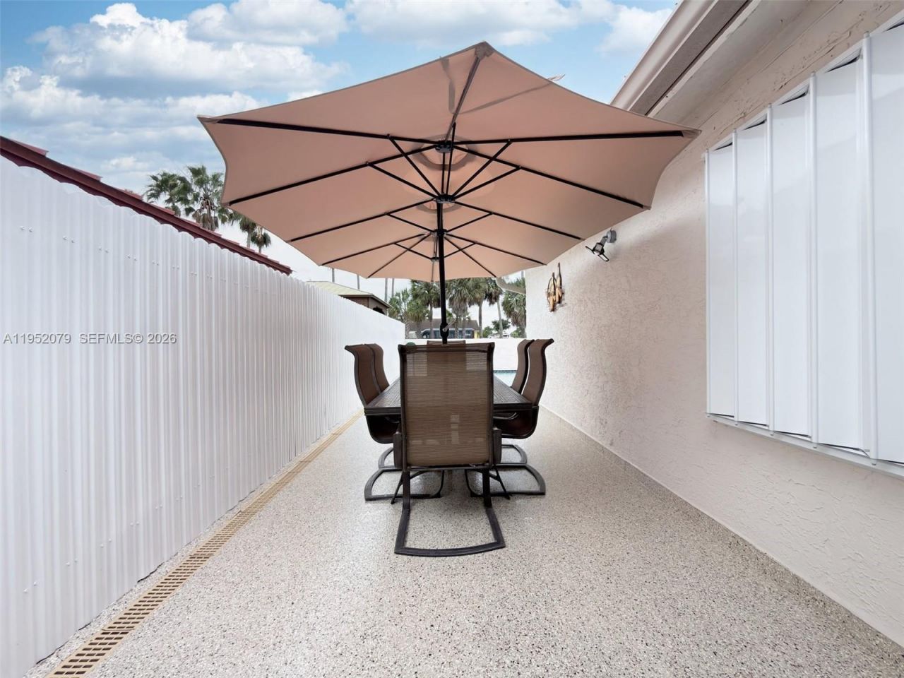 1300 SW 136th Pl, Miami, FL 33184 Photo