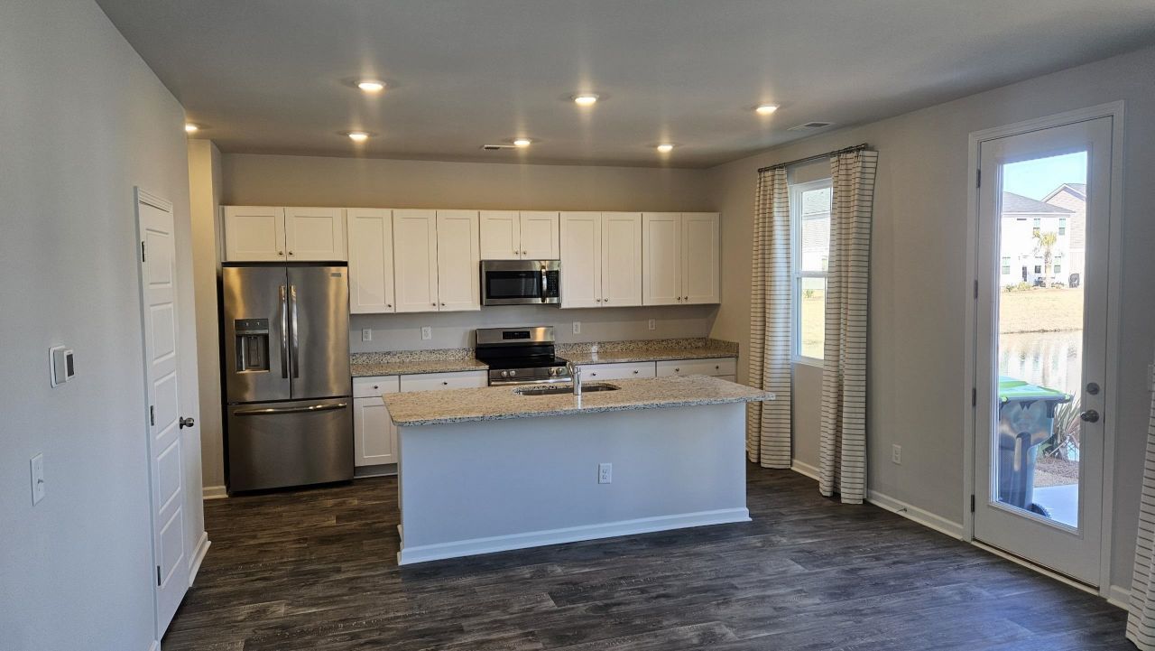 134 Cypress Hollow Dr. Photo 8