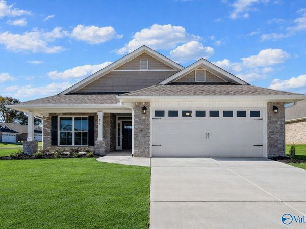 106 Sidney Ruth Drive, New Market, AL 35761