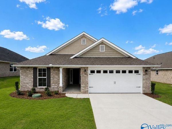105 Sidney Ruth Drive, New Market, AL 35761