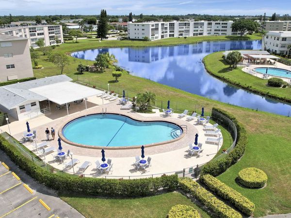 120 Windsor F, Unit F, West Palm Beach, FL 33417