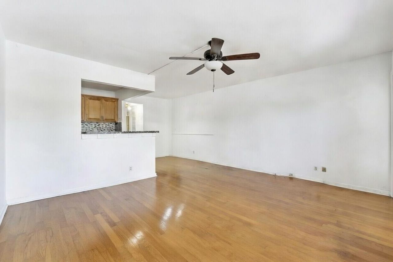 120 Windsor, Unit F, West Palm Beach, FL 33417 Photo