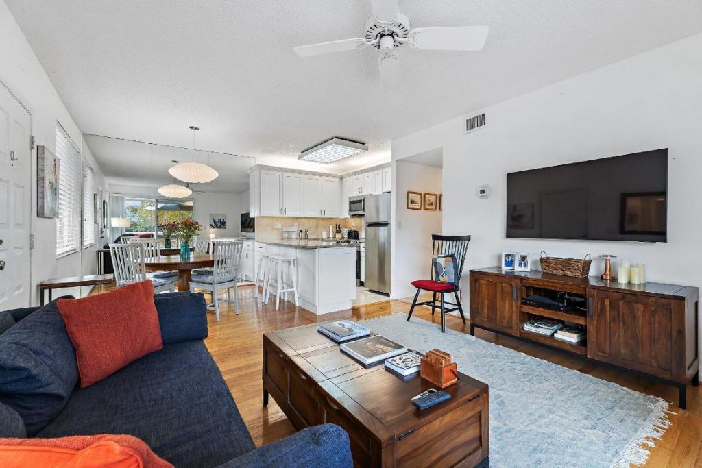 353 S Us Highway 1, Unit C7, Jupiter, FL 33477 Photo