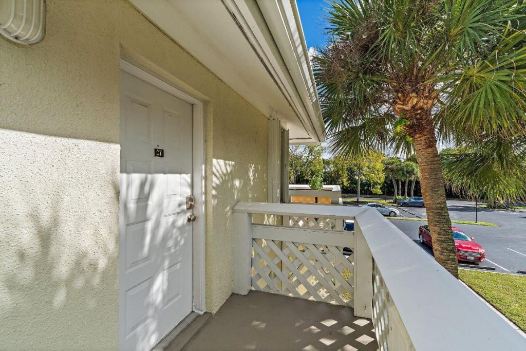 353 S Us Highway 1, Unit C7, Jupiter, FL 33477 Photo