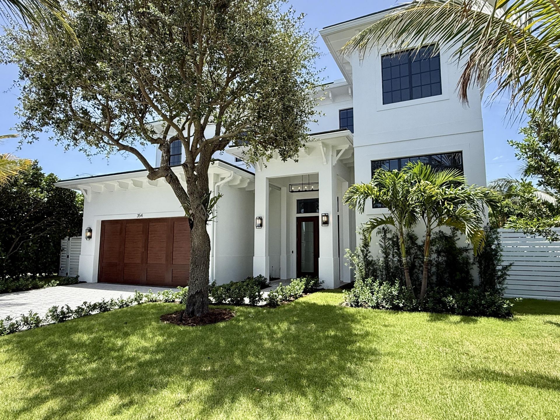 354 Leigh Road, West Palm Beach, FL 33405 Main Photo