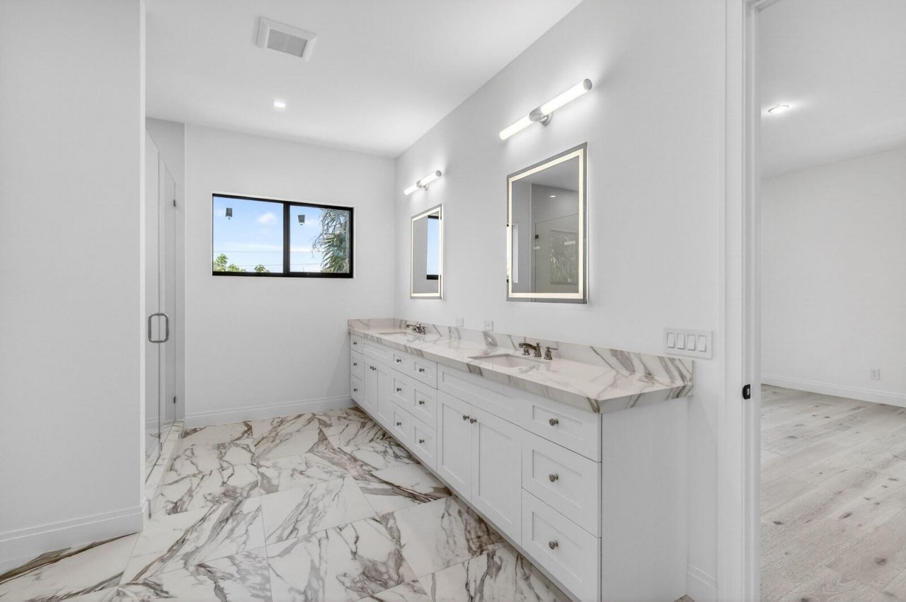 354 Leigh Road, West Palm Beach, FL 33405 Photo