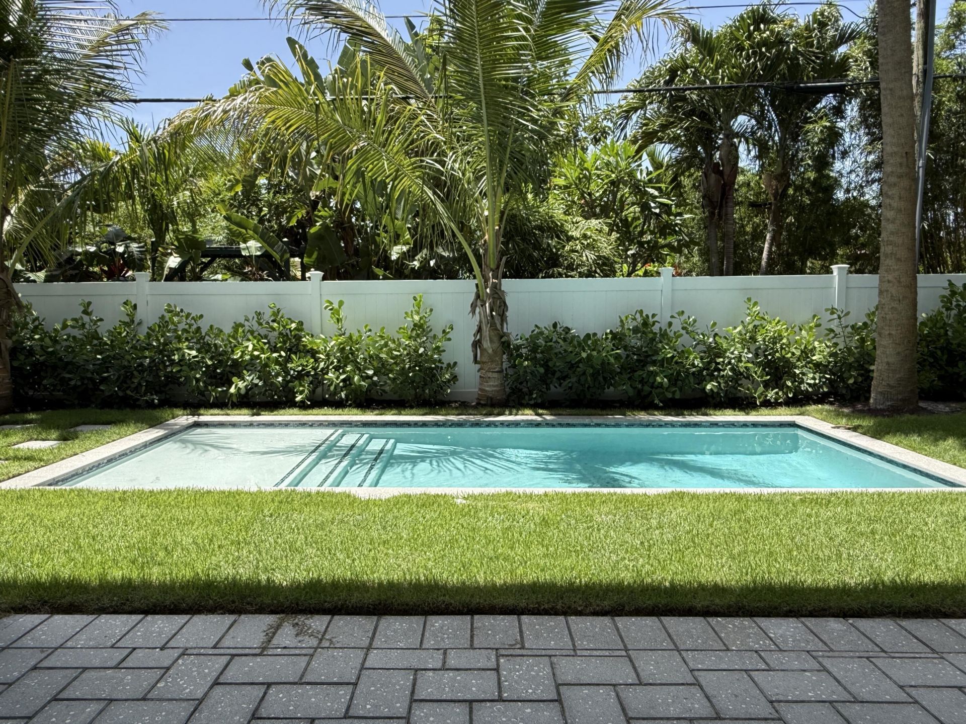 354 Leigh Road, West Palm Beach, FL 33405 Photo