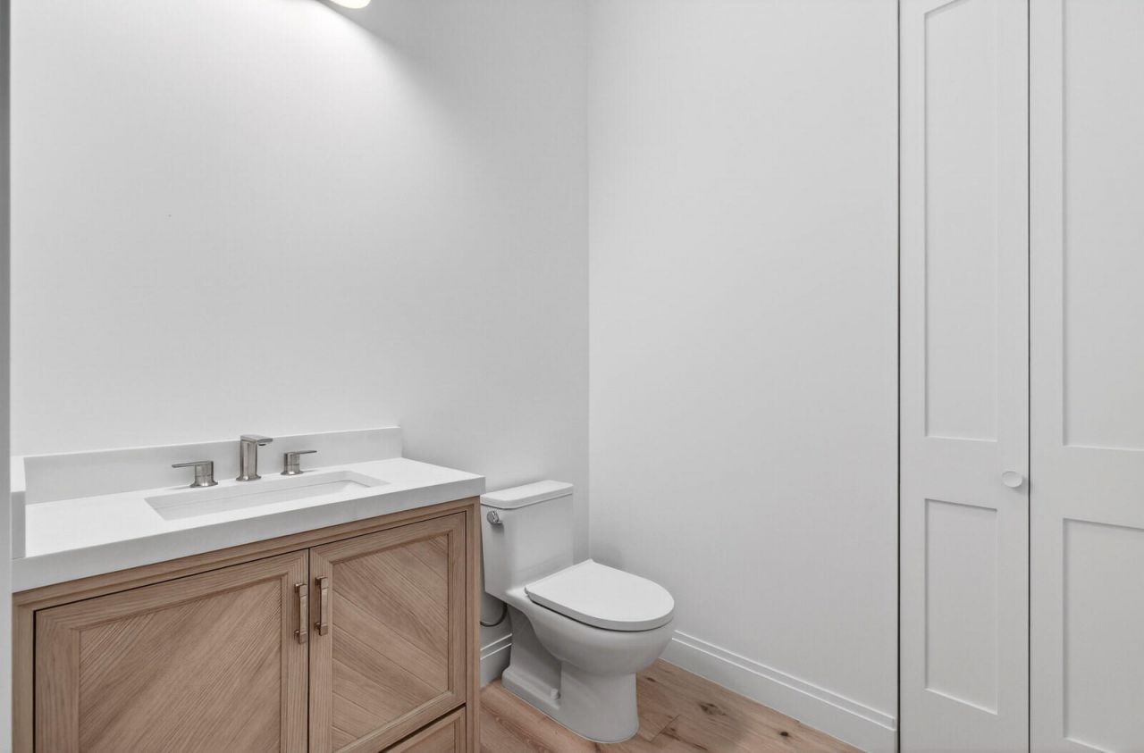 354 Leigh Road, West Palm Beach, FL 33405 Photo