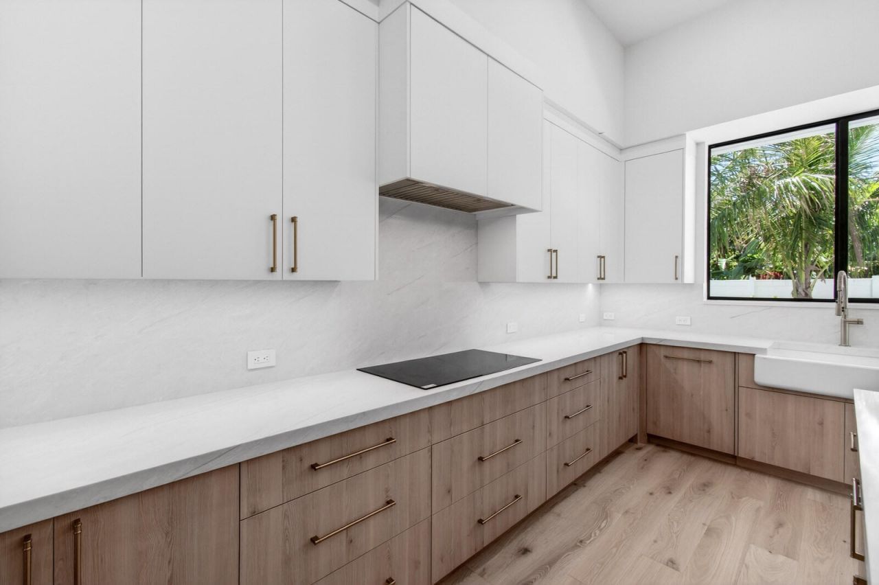 354 Leigh Road, West Palm Beach, FL 33405 Photo