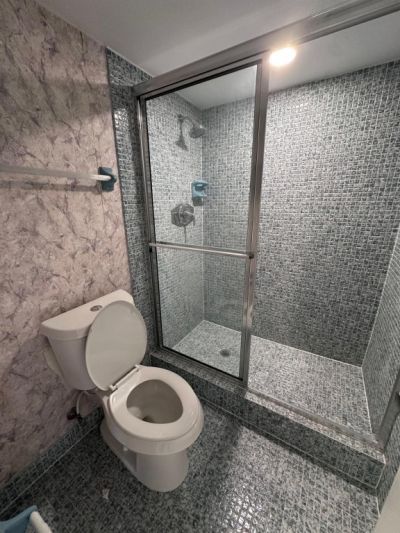 3850 Oaks Clubhouse Drive, Unit 403, Pompano Beach, FL 33069 Photo