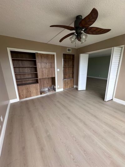 3850 Oaks Clubhouse Drive, Unit 403, Pompano Beach, FL 33069 Photo