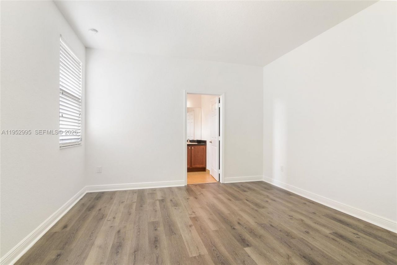 1108 SW 146th Ter, Pembroke Pines, FL 33027 Photo