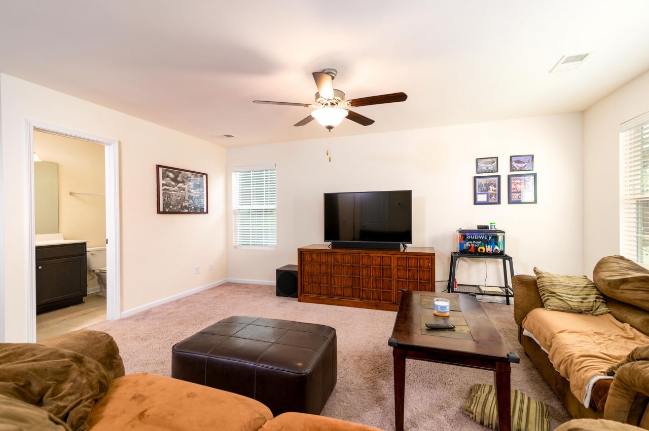 4968 Serene Lane Photo 12