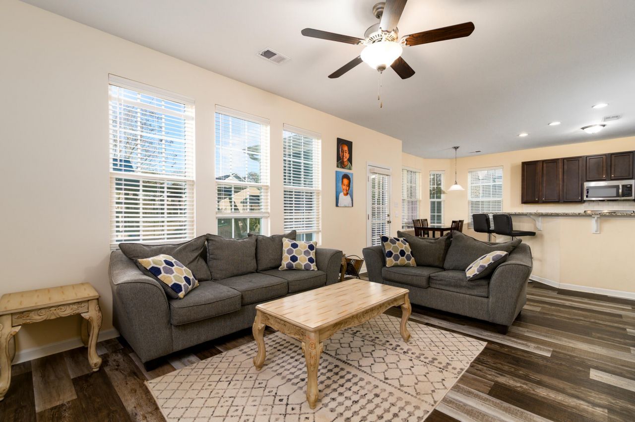 4968 Serene Lane Photo 9