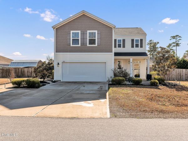102 Tralee Place, Holly Ridge, NC 28445