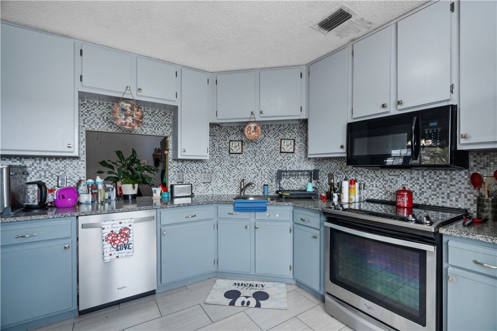 1907 Aynsley Way, Unit 32-2, Vero Beach, FL 32966 Photo