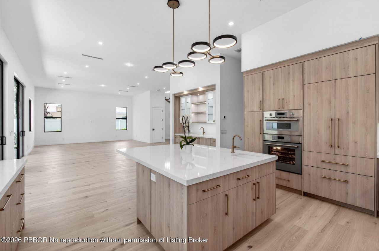 354 Leigh Road, West Palm Beach, FL 33405 Photo