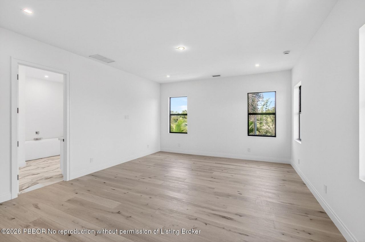 354 Leigh Road, West Palm Beach, FL 33405 Photo