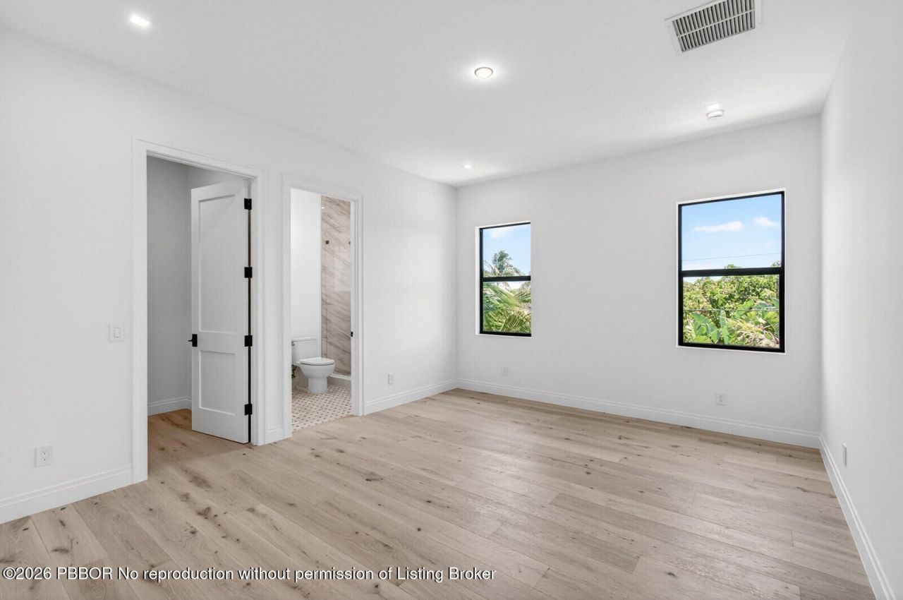 354 Leigh Road, West Palm Beach, FL 33405 Photo