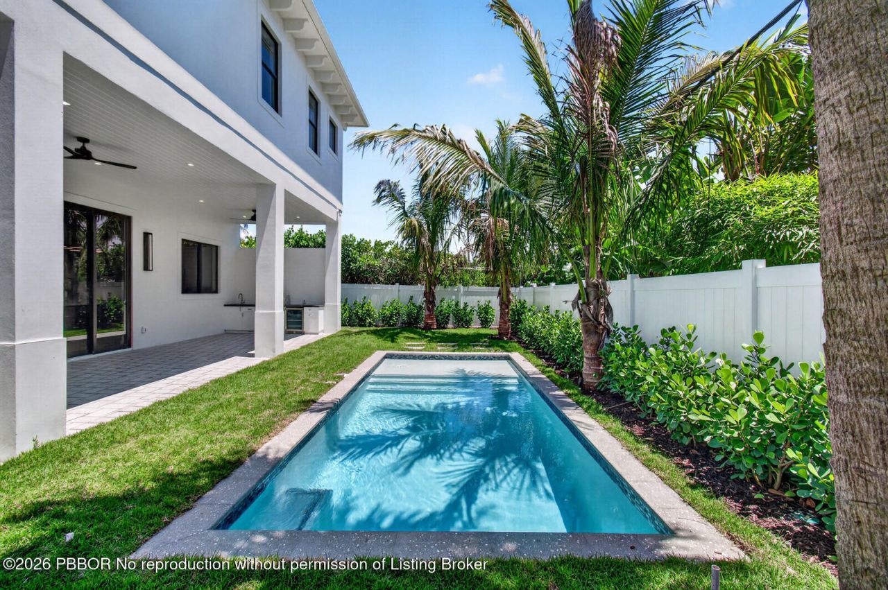 354 Leigh Road, West Palm Beach, FL 33405 Photo