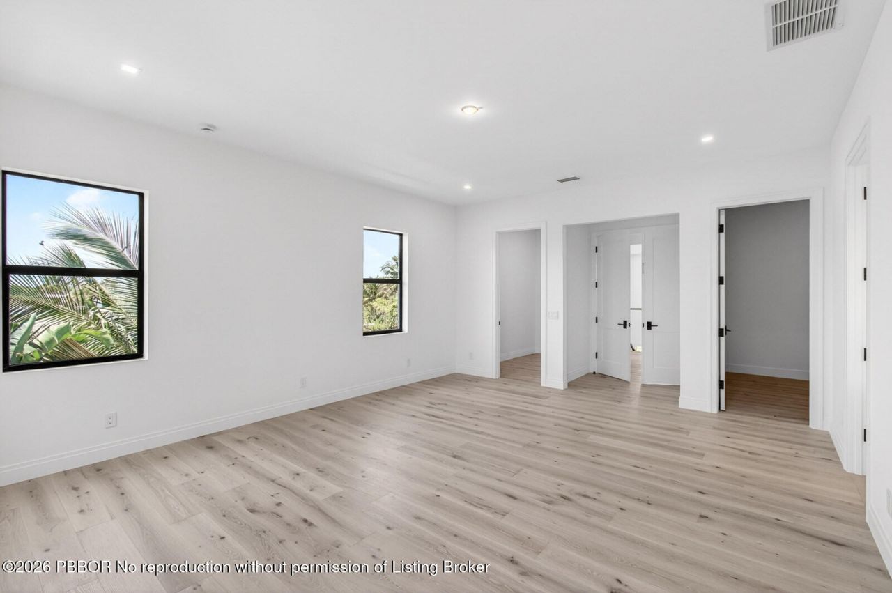 354 Leigh Road, West Palm Beach, FL 33405 Photo