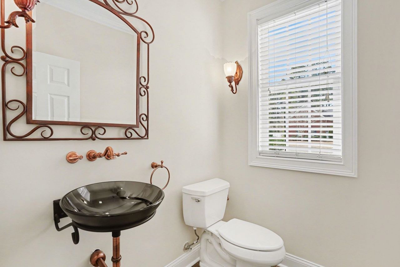 1395 Mcmaster Dr. Photo 12