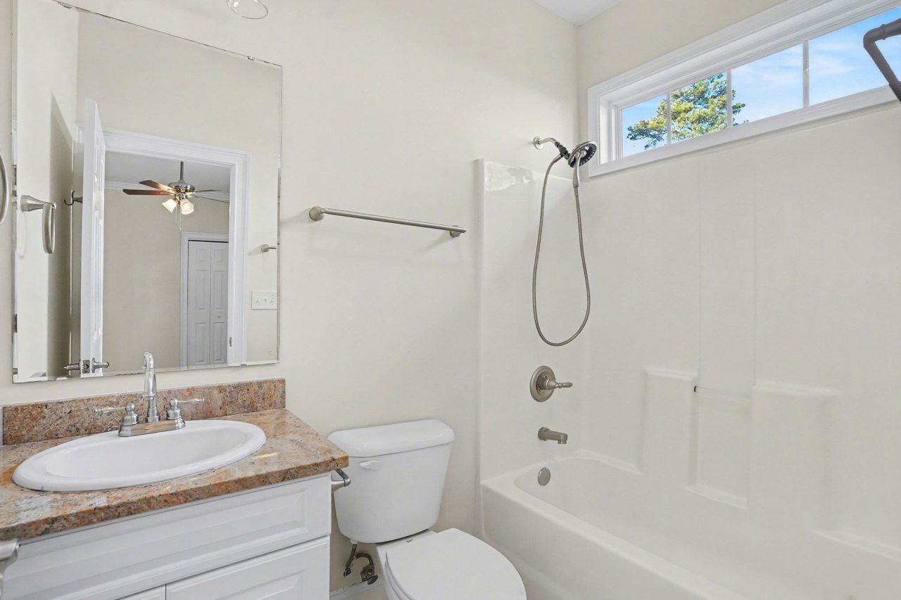 1395 Mcmaster Dr. Photo 25