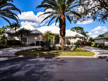 429 TREMINGHAM WAY, VENICE, FL 34293