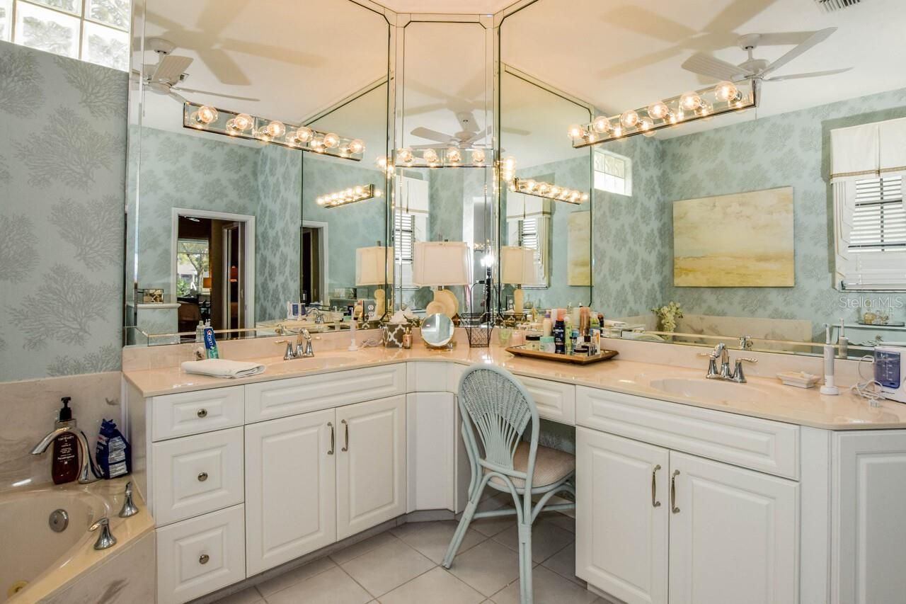 429 Tremingham Way, Venice, FL 34293 Photo