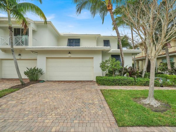 1123 Piccadilly Street, Palm Beach Gardens, FL 33418