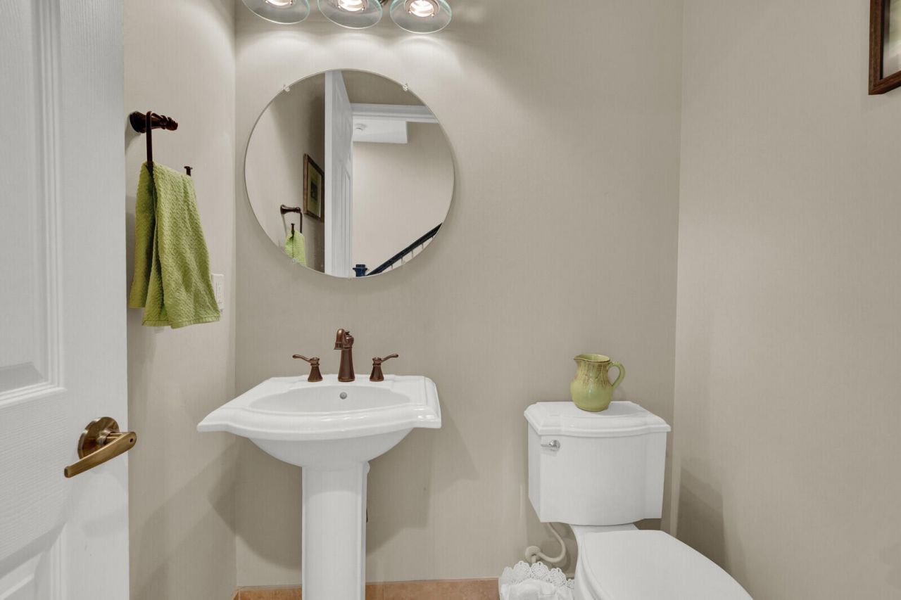 1123 Piccadilly Street, Palm Beach Gardens, FL 33418 Photo