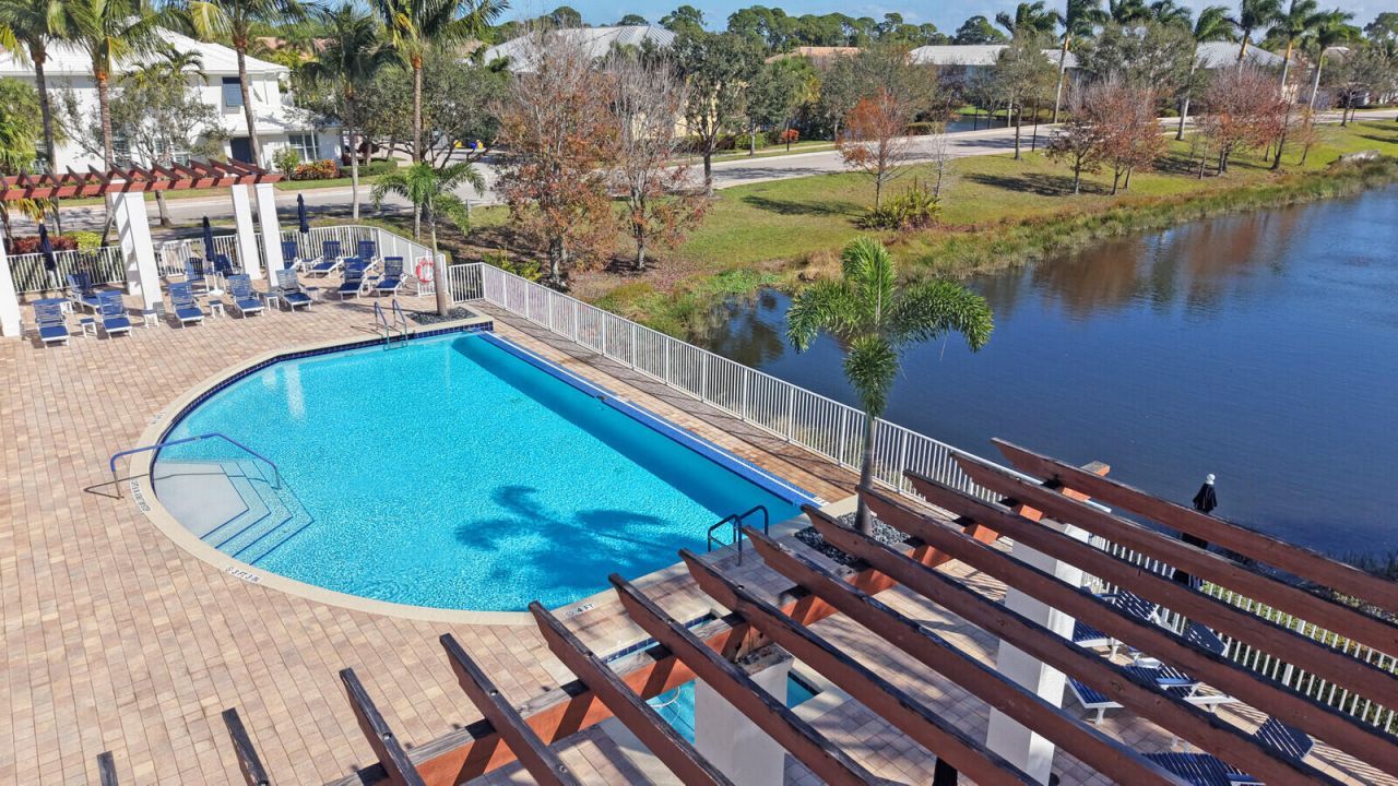 1123 Piccadilly Street, Palm Beach Gardens, FL 33418 Photo