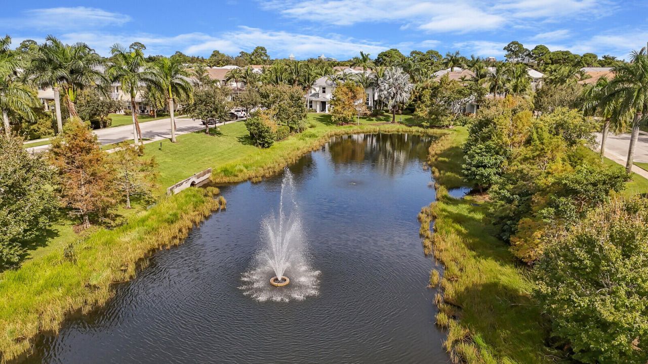 1123 Piccadilly Street, Palm Beach Gardens, FL 33418 Photo