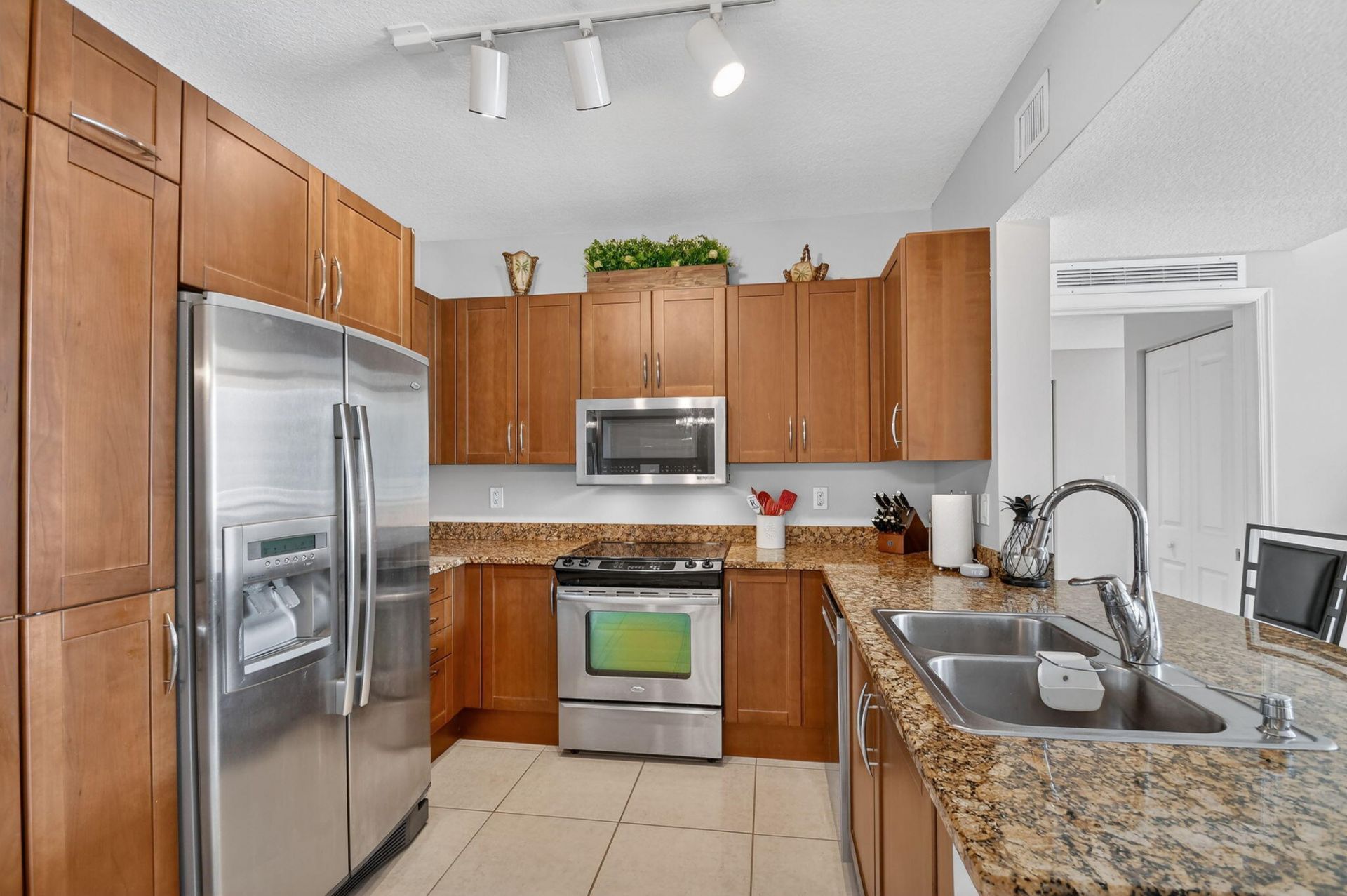 450 N Federal Highway, Unit 1010, Boynton Beach, FL 33435 Photo