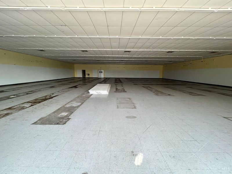 12 Rolfe Drive, Sabina, OH 45169 Photo 7