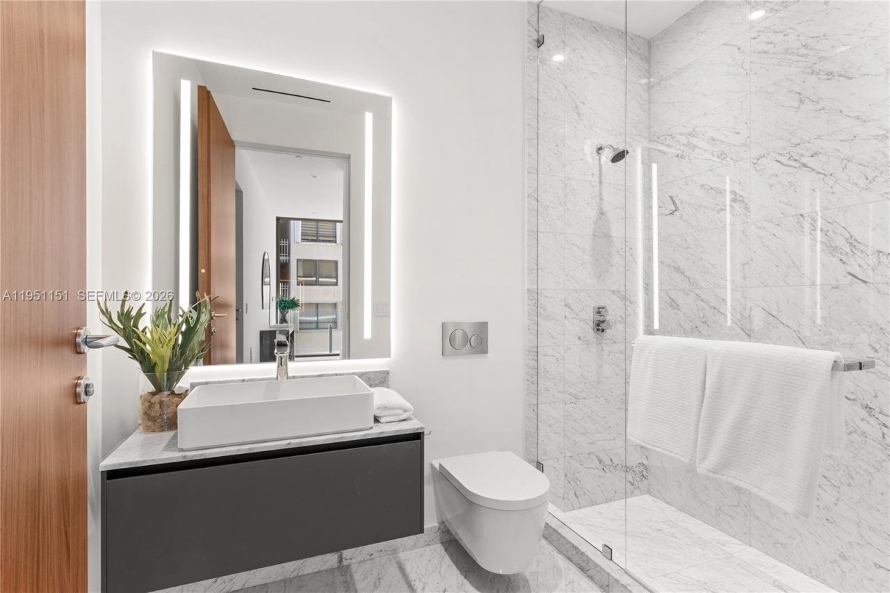 5 Grove Isle, Unit S301, Coconut Grove, FL 33133 Photo