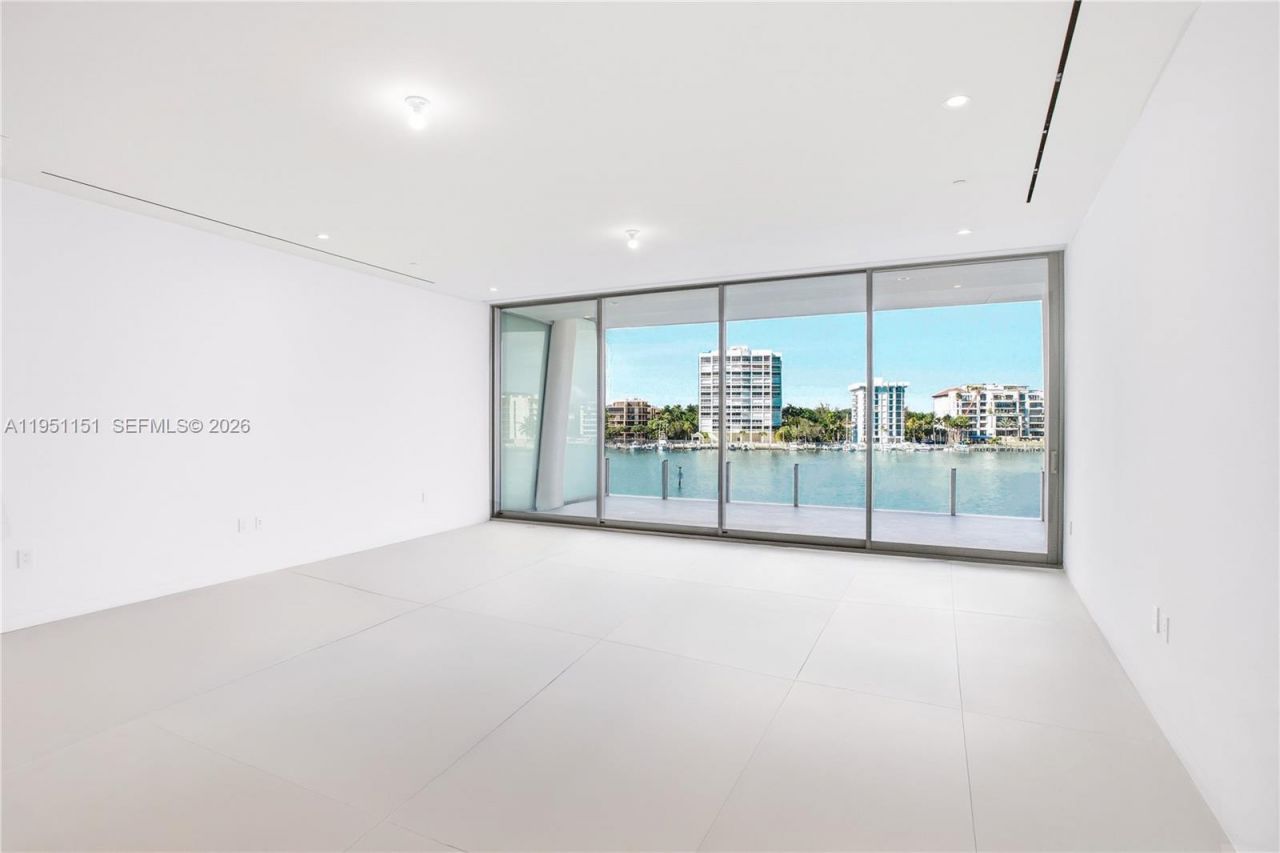 5 Grove Isle, Unit S301, Coconut Grove, FL 33133 Photo