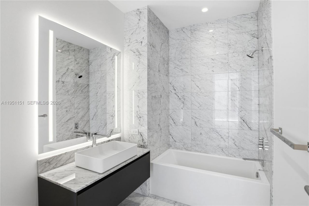 5 Grove Isle, Unit S301, Coconut Grove, FL 33133 Photo