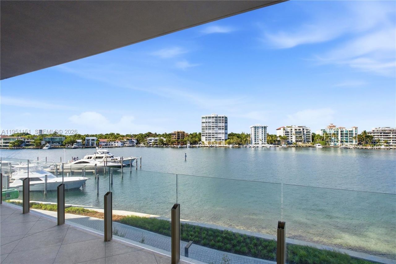 5 Grove Isle, Unit S301, Coconut Grove, FL 33133 Photo