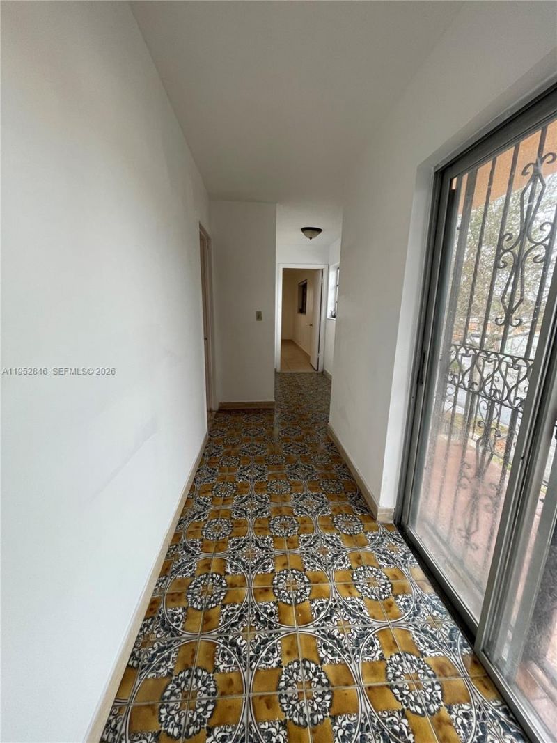 3500 E 6th Ave, Hialeah, FL 33013 Photo