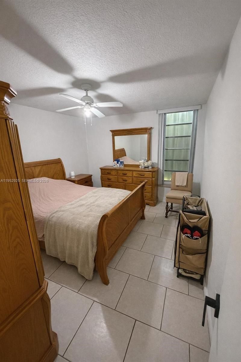 310 Fontainebleau Blvd , Unit 206, Miami, FL 33172 Photo