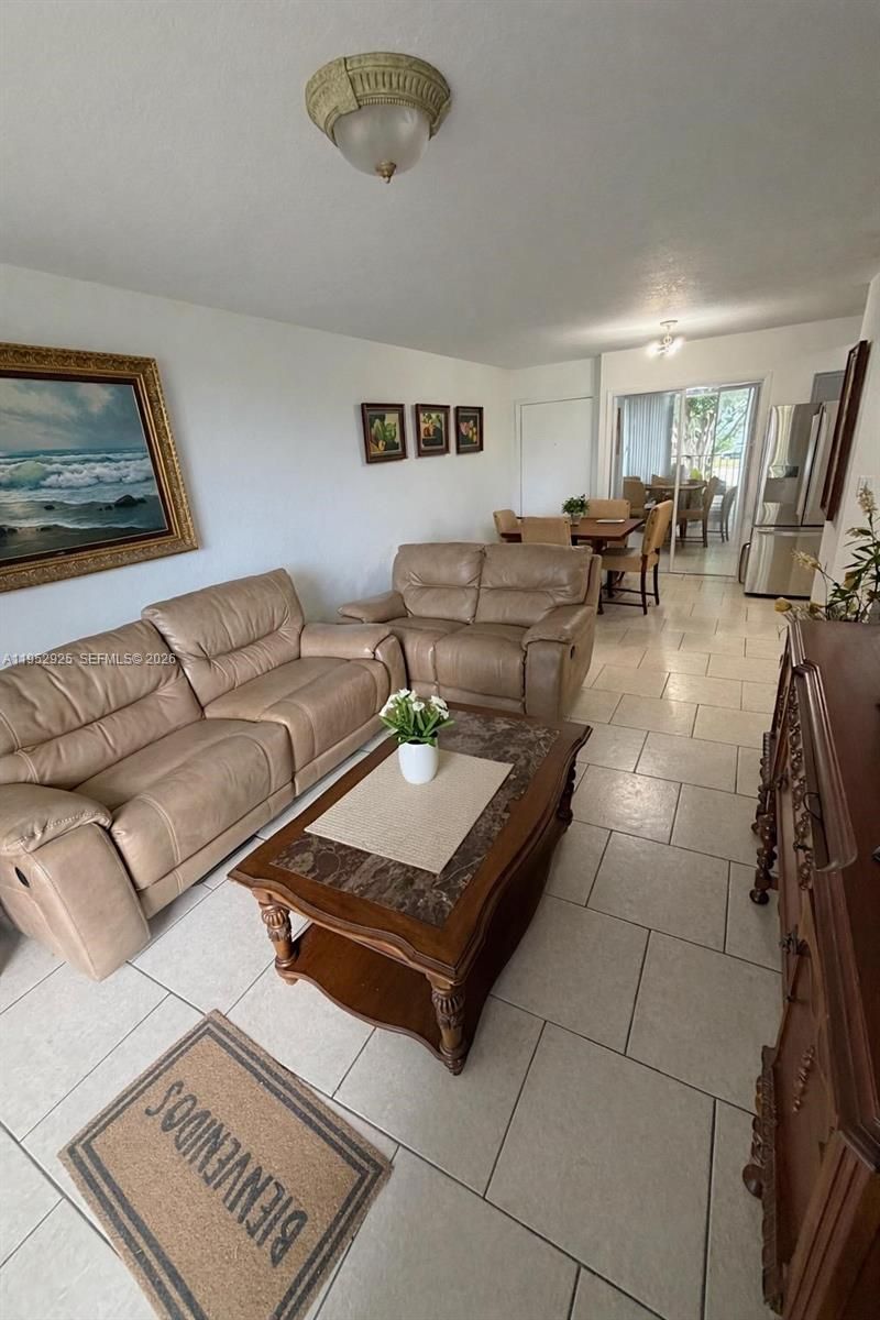 310 Fontainebleau Blvd , Unit 206, Miami, FL 33172 Photo