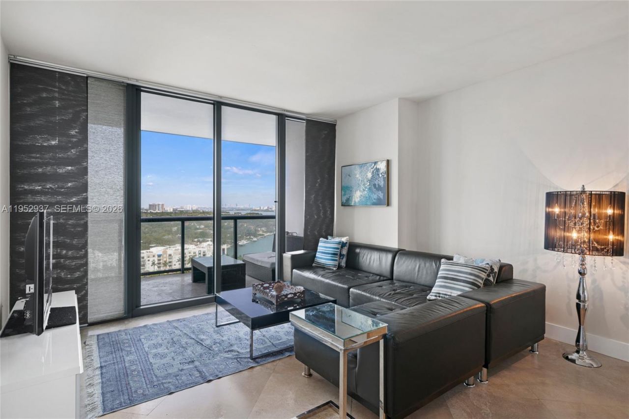 601 NE 36th St, Unit 1704, Miami, FL 33137 Photo