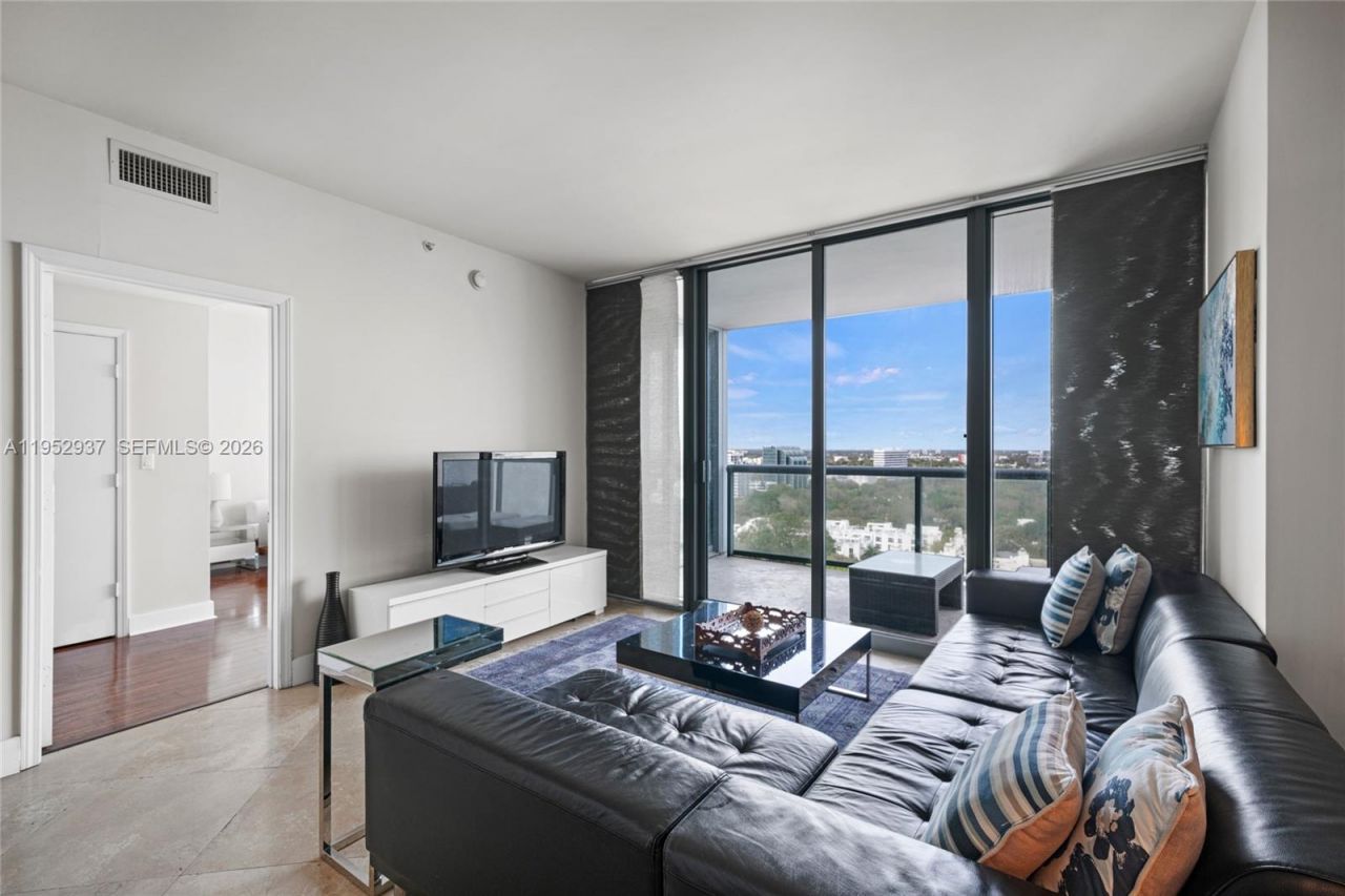 601 NE 36th St, Unit 1704, Miami, FL 33137 Photo