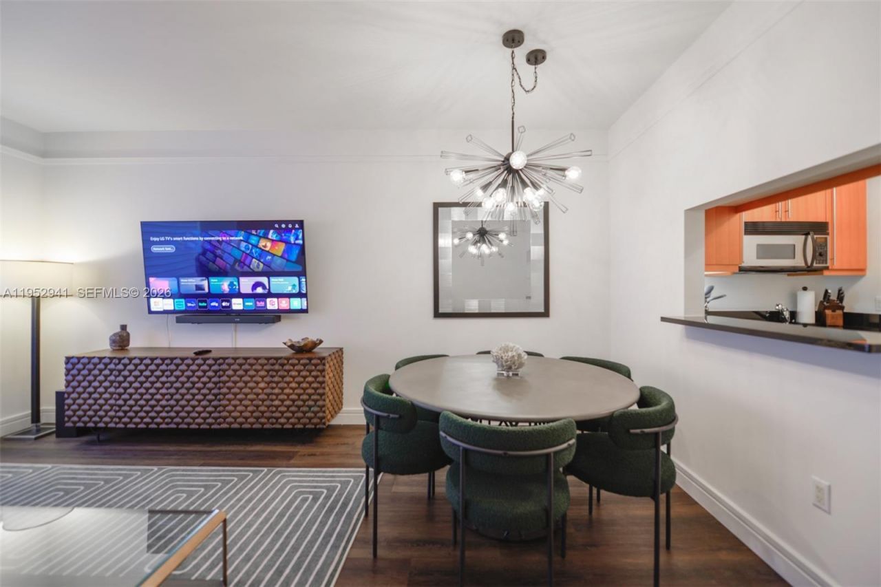 1435 Brickell Ave, Unit 3510, Miami, FL 33131 Photo