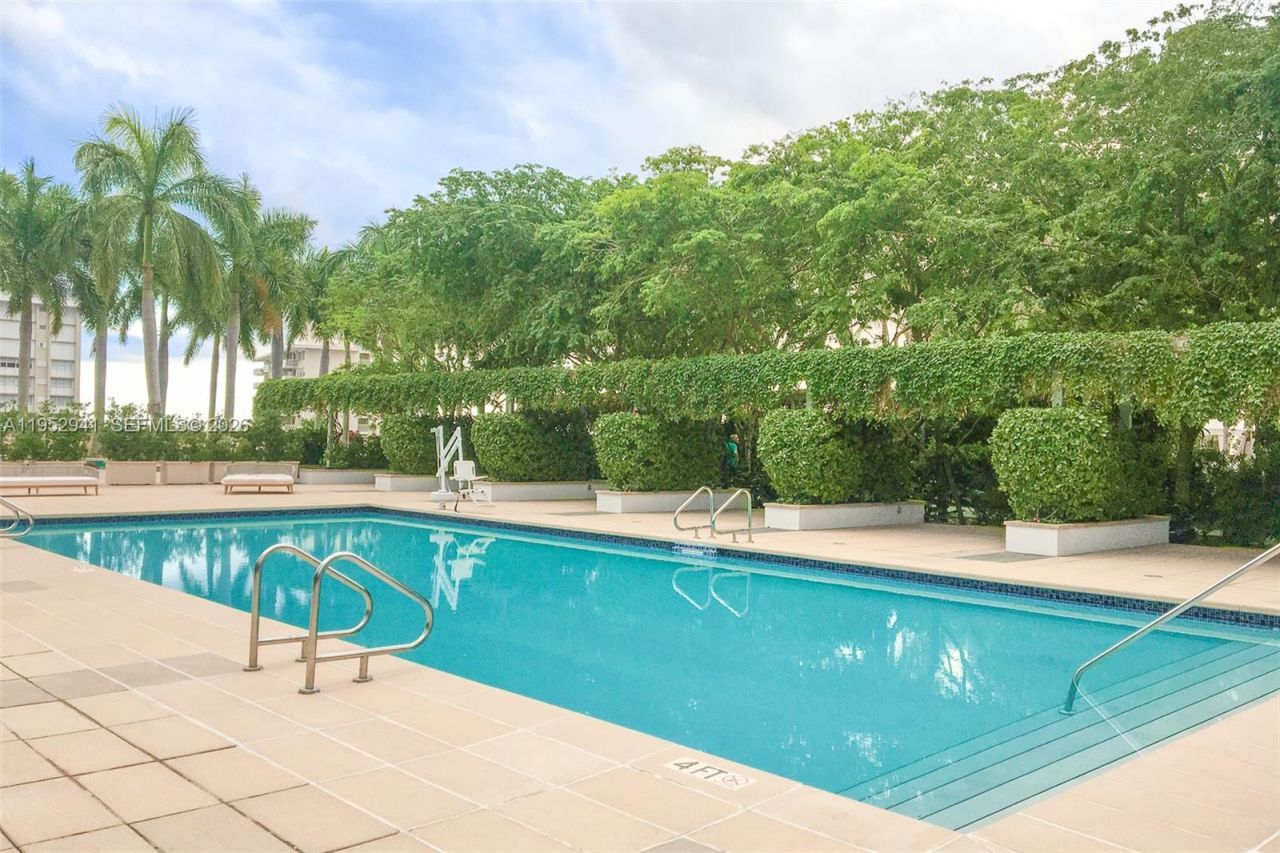1435 Brickell Ave, Unit 3510, Miami, FL 33131 Photo